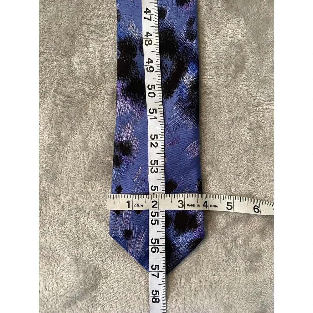 Ted Baker Necktie Blue Abstract Animal Print Silk Hand Tailored USA